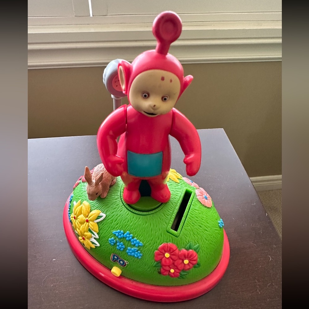Vintage Teletubbies bank toy